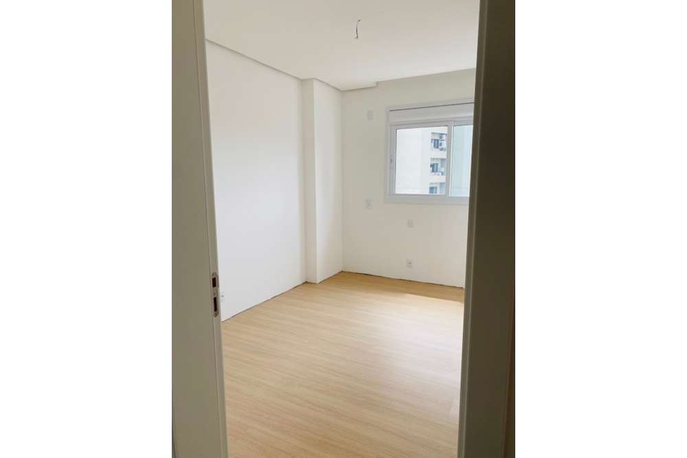 Apartamento à venda com 3 quartos, 189m² - Foto 5