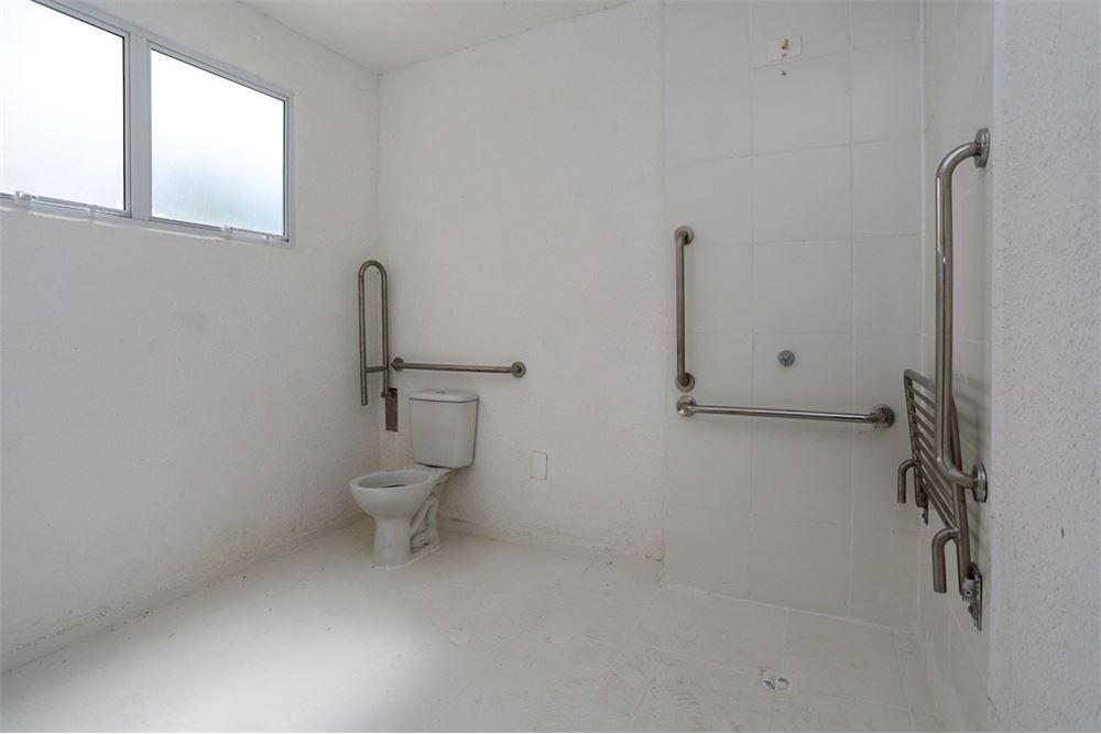 Apartamento à venda com 1 quarto, 42m² - Foto 2