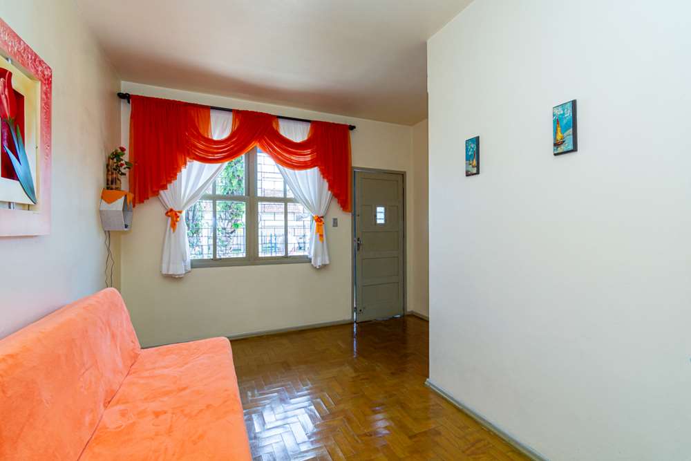 Casa à venda com 3 quartos, 300m² - Foto 3