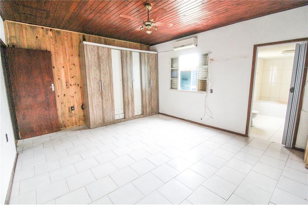 Casa à venda com 2 quartos, 200m² - Foto 5