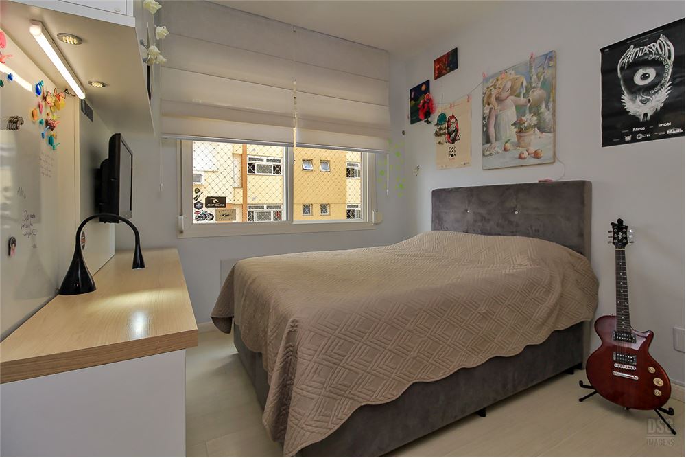 Apartamento à venda com 3 quartos, 180m² - Foto 17