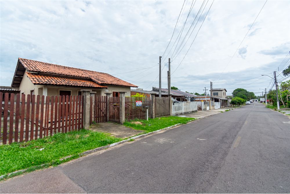 Casa à venda com 2 quartos, 420m² - Foto 2