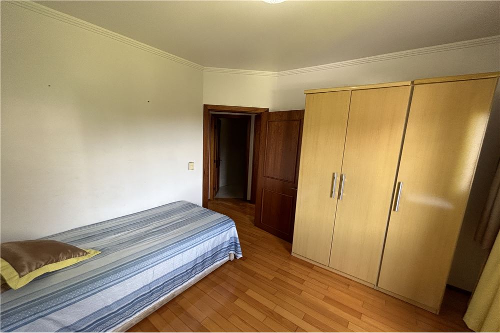 Apartamento à venda com 4 quartos, 156m² - Foto 15