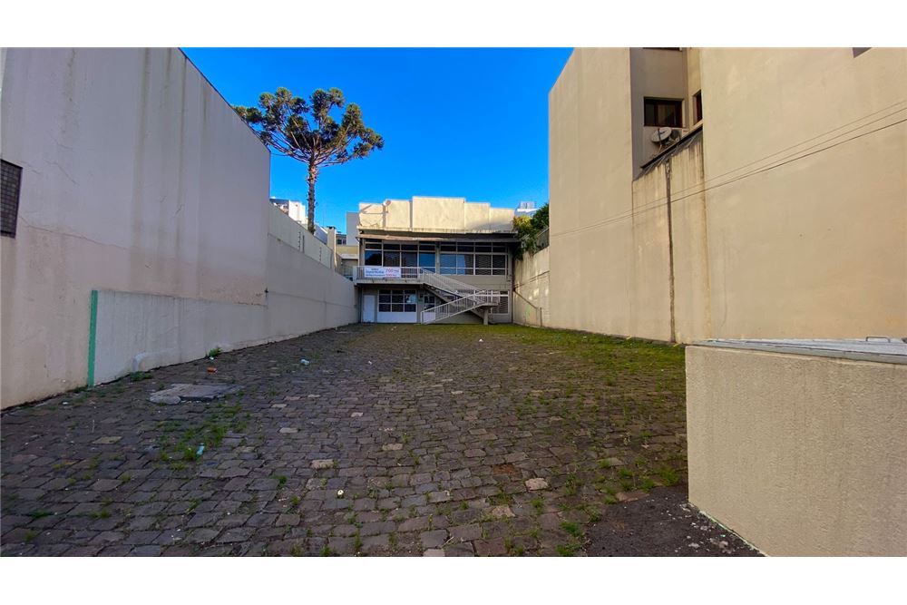 Prédio Inteiro para alugar, 692m² - Foto 1