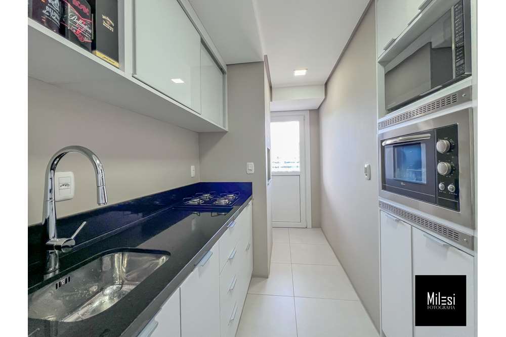 Apartamento à venda com 3 quartos, 96m² - Foto 9