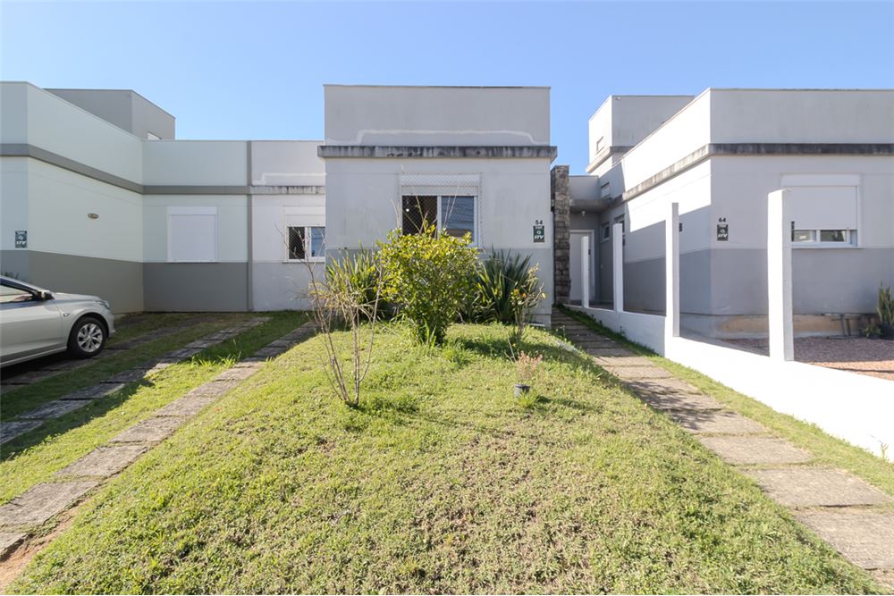 Casa à venda com 3 quartos, 200m² - Foto 1