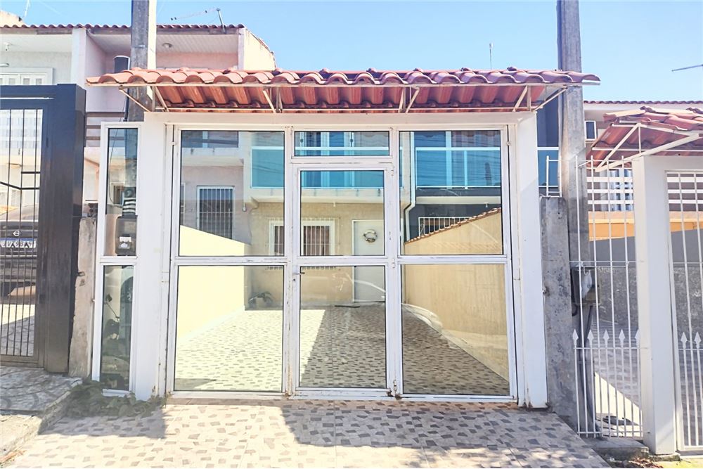 Casa à venda com 2 quartos, 75m² - Foto 2