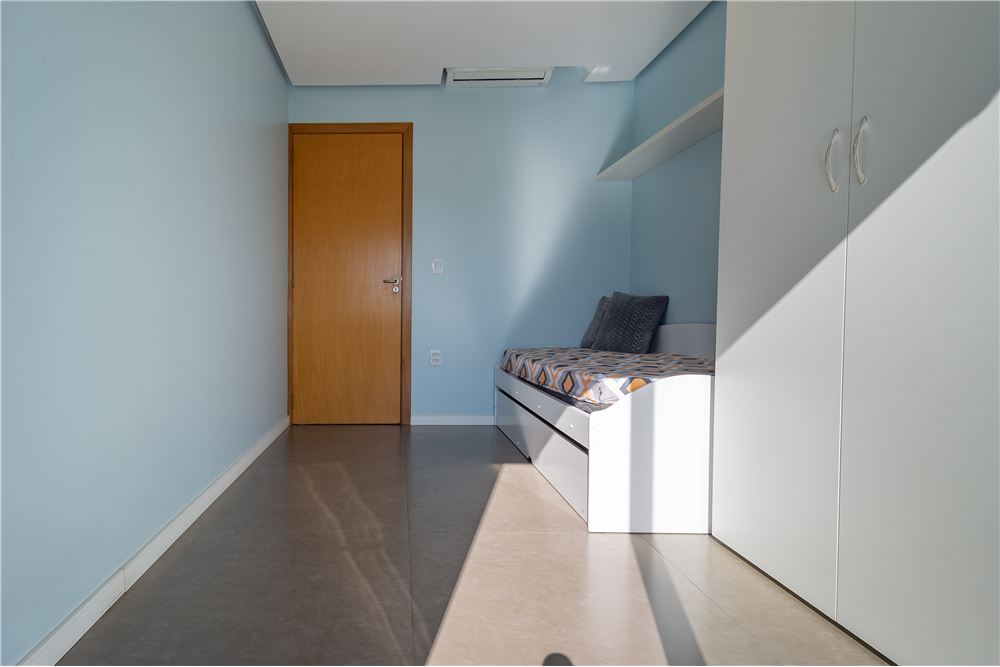 Casa à venda com 2 quartos, 100m² - Foto 11