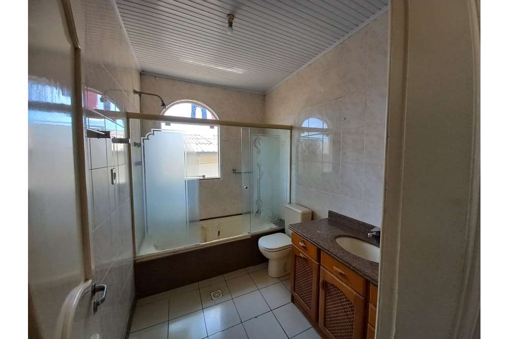 Casa à venda com 4 quartos, 200m² - Foto 8