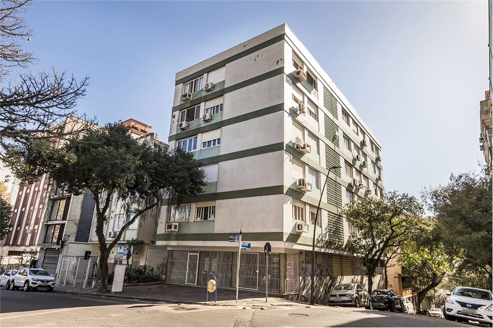 Apartamento à venda com 3 quartos, 119m² - Foto 2