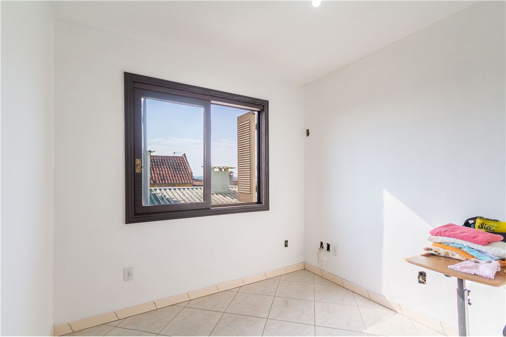 Casa à venda com 3 quartos, 204m² - Foto 22