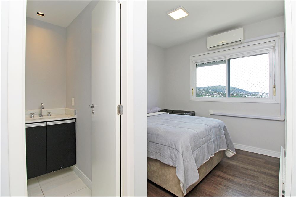 Apartamento à venda com 3 quartos, 140m² - Foto 15