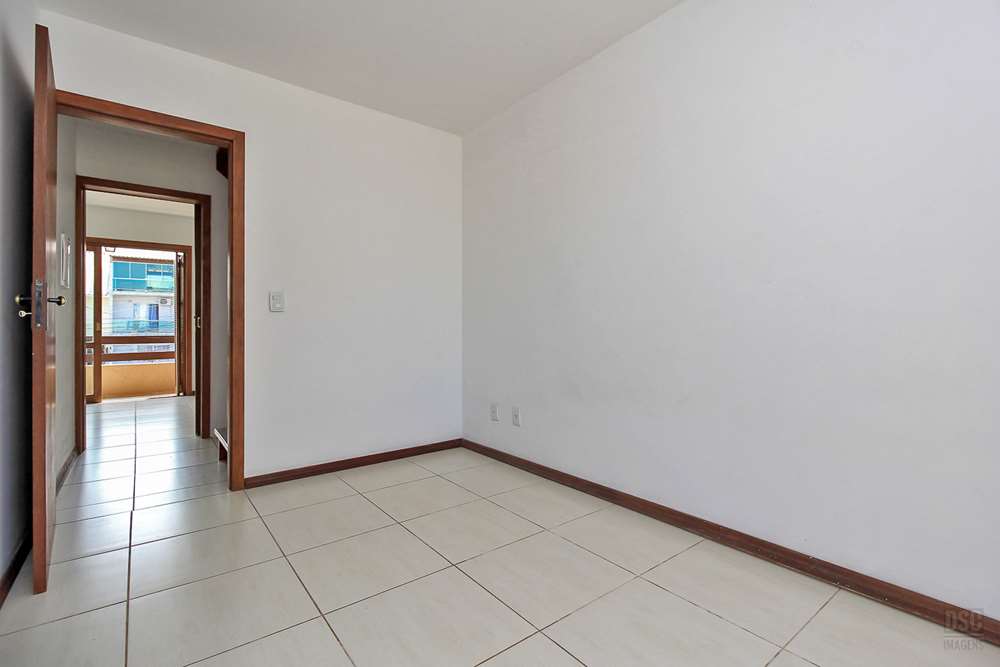 Casa à venda com 2 quartos, 100m² - Foto 21