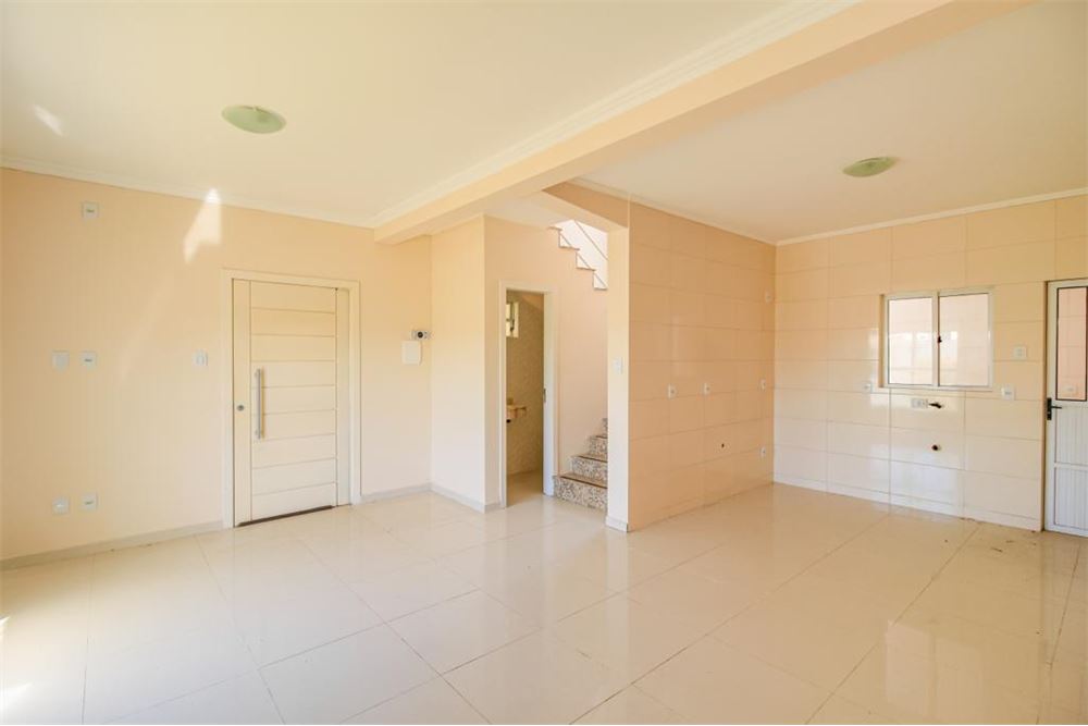 Casa à venda com 2 quartos, 133m² - Foto 2