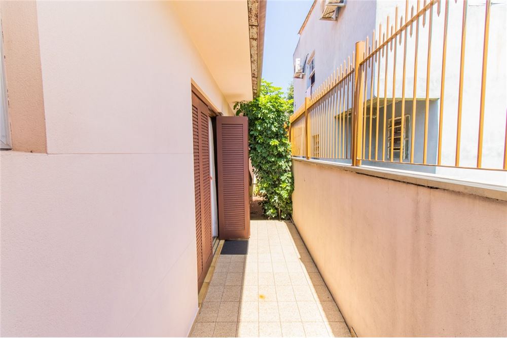 Casa à venda com 1 quarto, 338m² - Foto 23