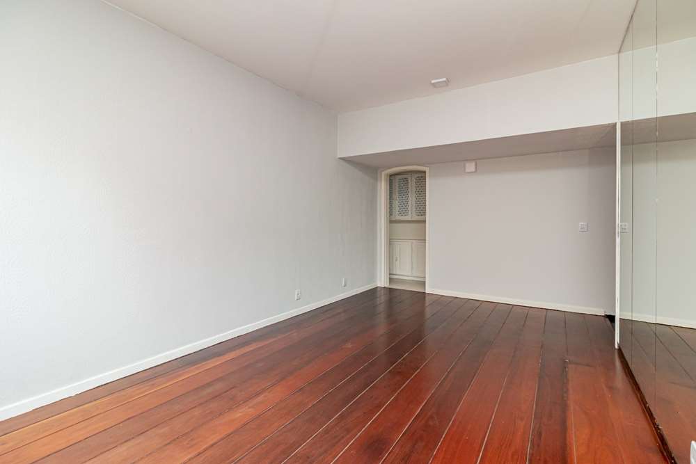 Apartamento à venda com 2 quartos, 103m² - Foto 4