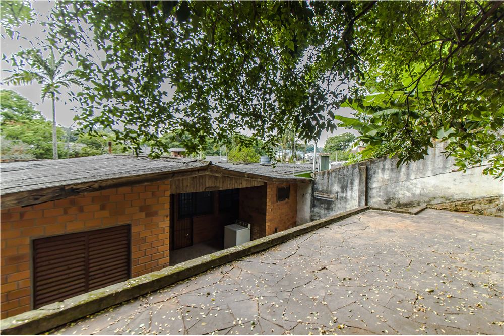 Casa à venda com 3 quartos, 300m² - Foto 23