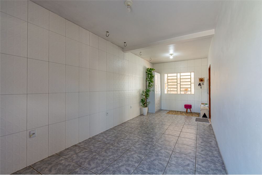 Casa à venda com 4 quartos, 250m² - Foto 14