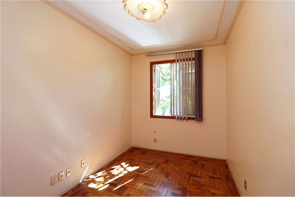 Apartamento à venda com 2 quartos, 74m² - Foto 3