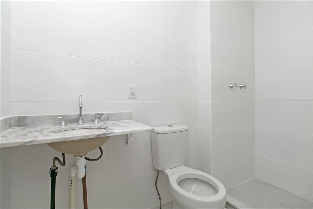 Apartamento à venda com 2 quartos, 56m² - Foto 17