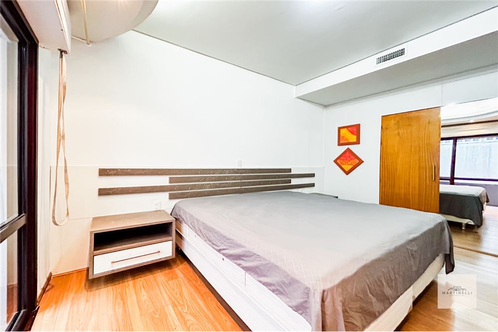 Apartamento à venda com 3 quartos, 159m² - Foto 15