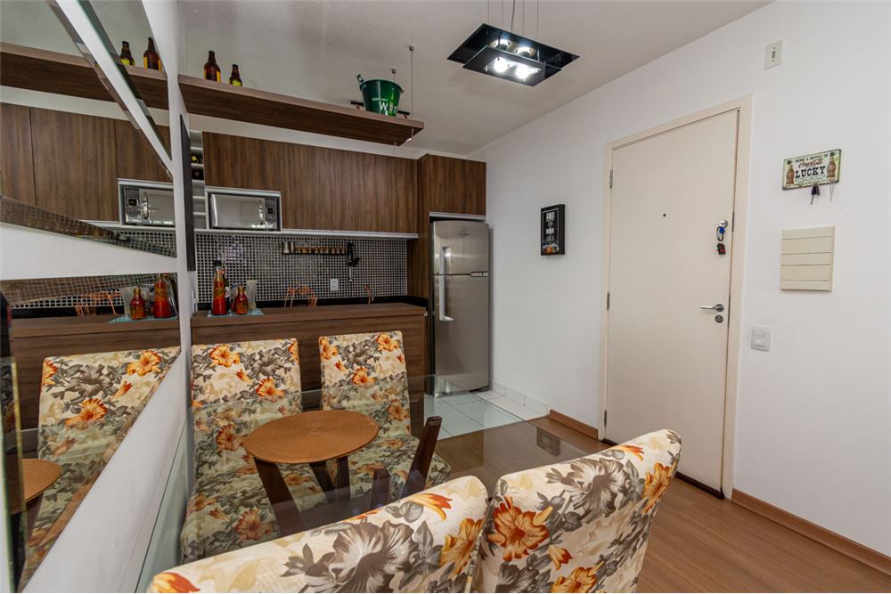 Apartamento à venda com 2 quartos, 74m² - Foto 3