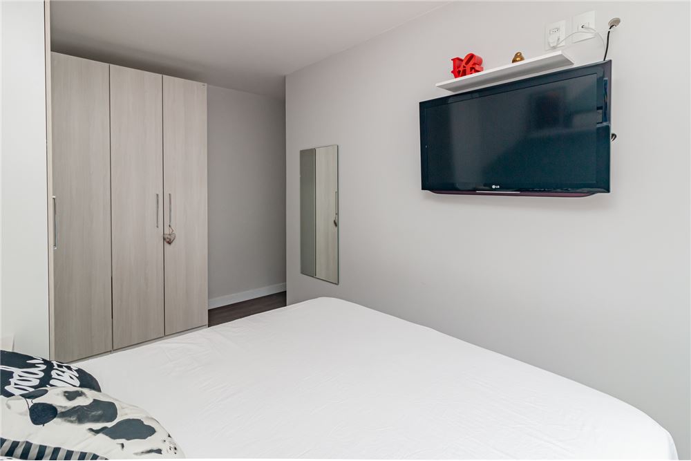 Apartamento à venda com 2 quartos, 55m² - Foto 17