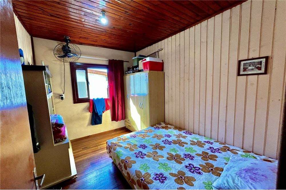 Casa à venda com 3 quartos, 90m² - Foto 12