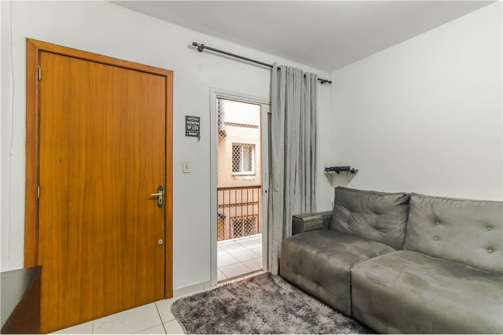 Apartamento à venda com 2 quartos, 68m² - Foto 3