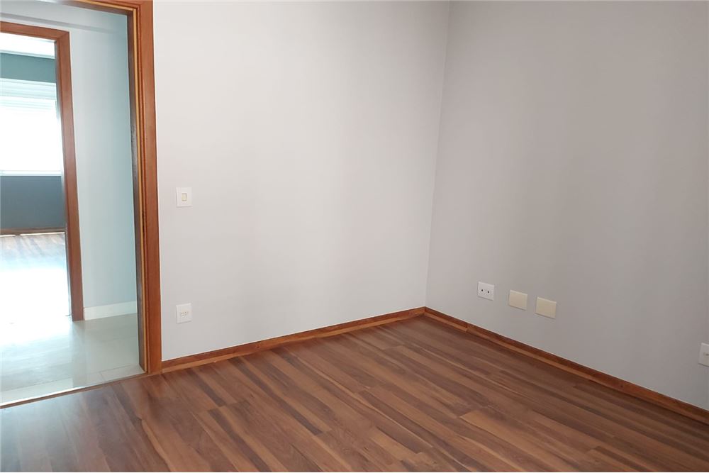 Apartamento à venda com 3 quartos, 163m² - Foto 18