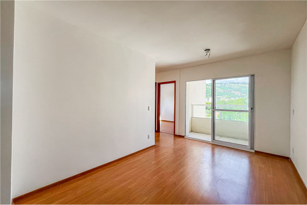 Apartamento à venda com 2 quartos, 44m² - Foto 13