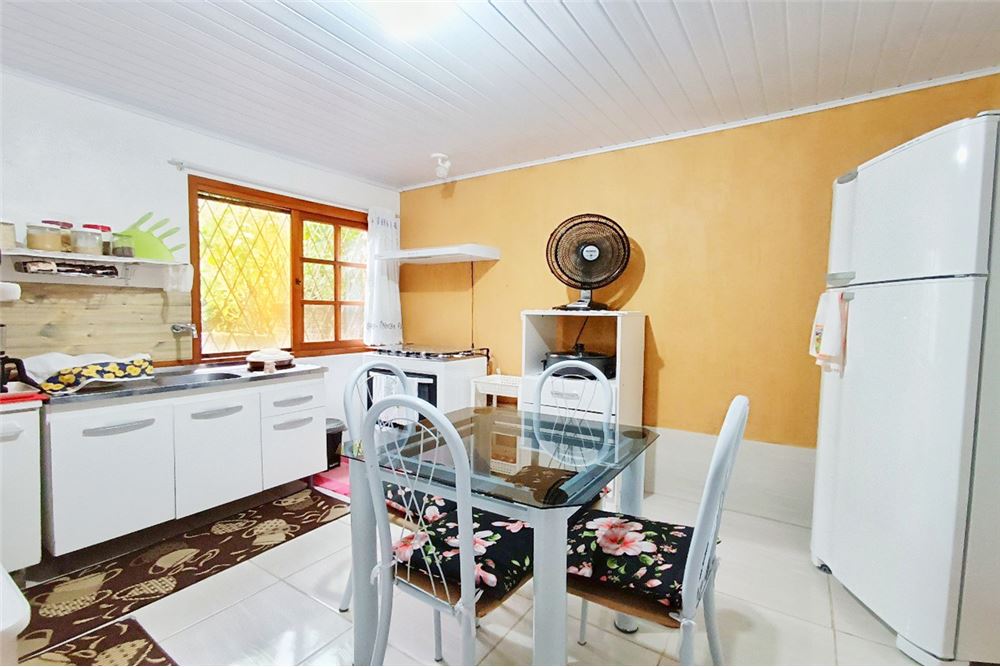 Casa à venda com 3 quartos, 360m² - Foto 5