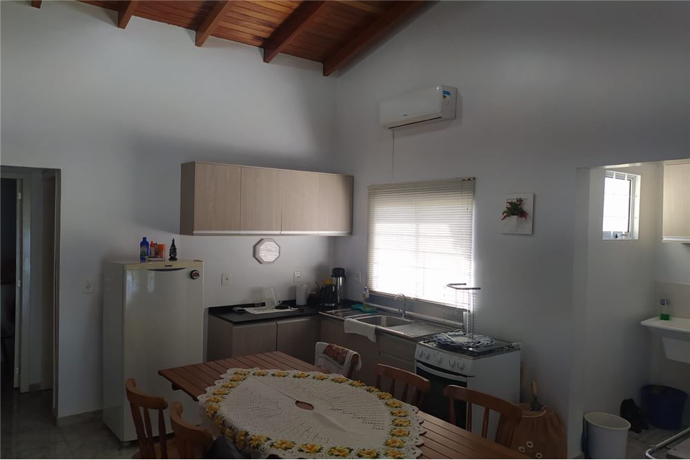 Casa à venda com 1 quarto, 250m² - Foto 7