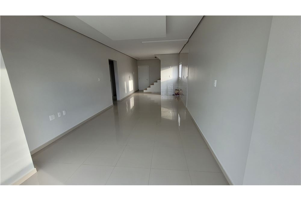 Apartamento à venda com 1 quarto, 180m² - Foto 7