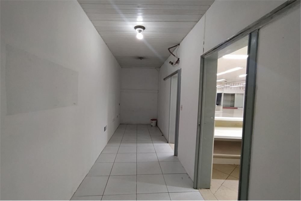 Loja-Salão para alugar, 677m² - Foto 17