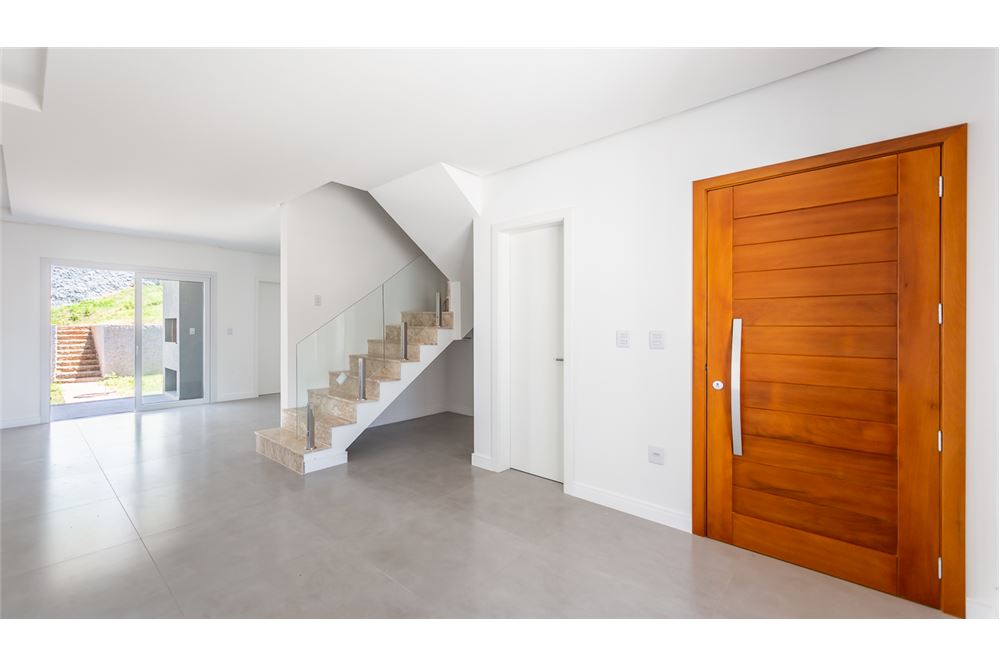 Casa à venda com 3 quartos, 156m² - Foto 4