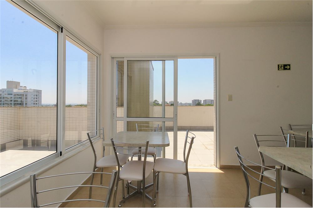 Apartamento à venda com 3 quartos, 123m² - Foto 19