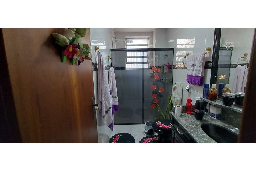 Apartamento à venda com 2 quartos, 75m² - Foto 11