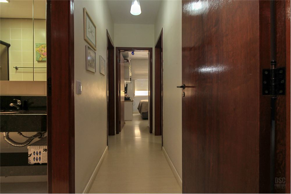 Apartamento à venda com 3 quartos, 180m² - Foto 10