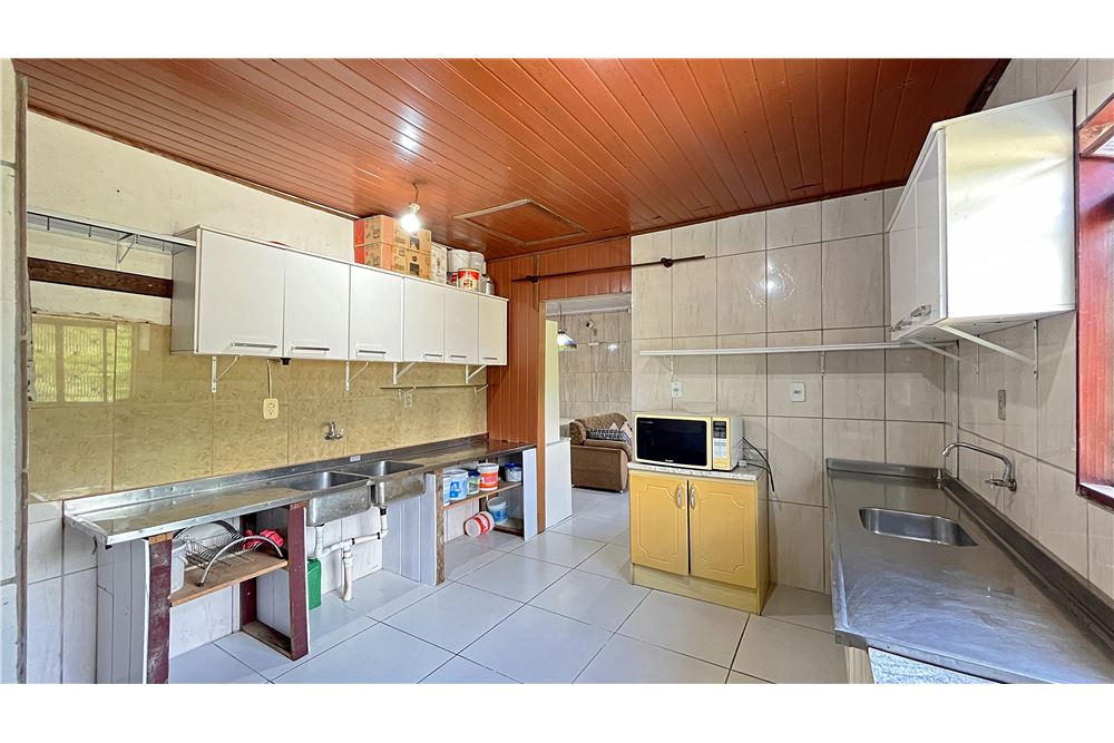 Casa à venda com 3 quartos, 272m² - Foto 4