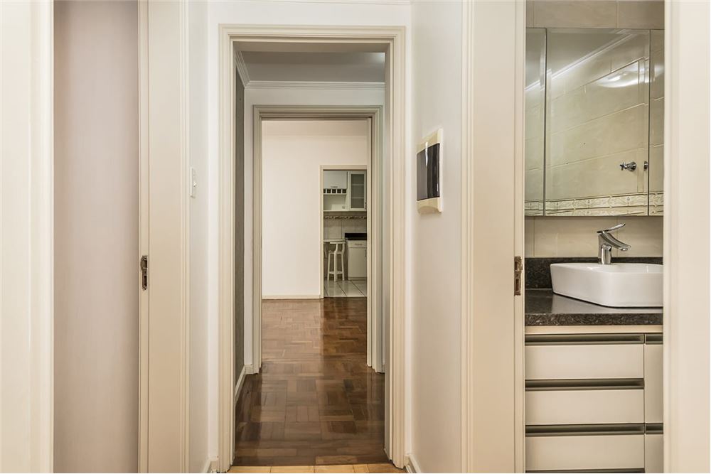 Apartamento à venda com 3 quartos, 119m² - Foto 25