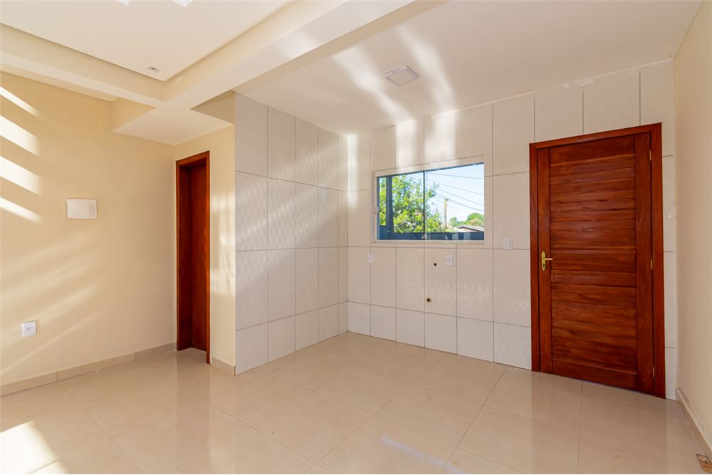 Casa à venda com 2 quartos, 70m² - Foto 5