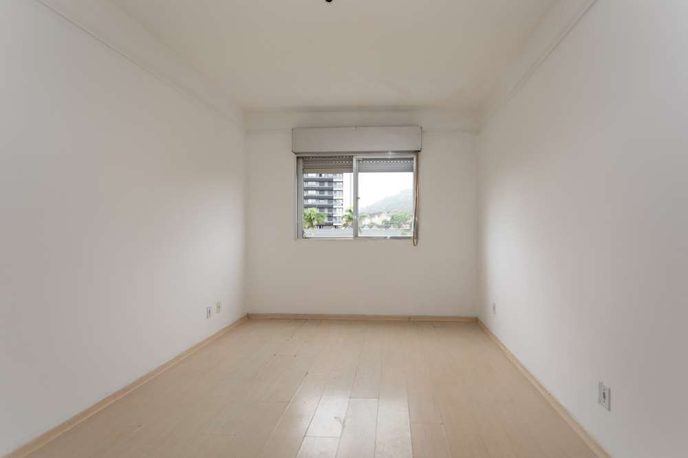 Apartamento à venda com 2 quartos, 57m² - Foto 4