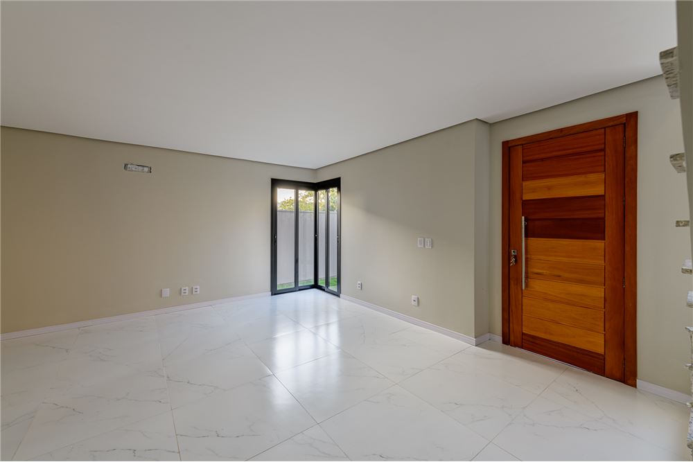 Casa à venda com 2 quartos, 87m² - Foto 8