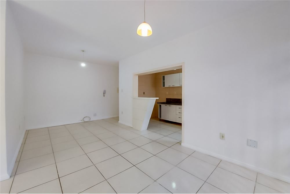 Apartamento à venda com 2 quartos, 125m² - Foto 3