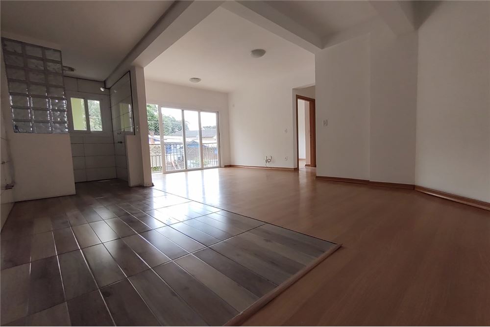 Apartamento à venda com 2 quartos, 93m² - Foto 2