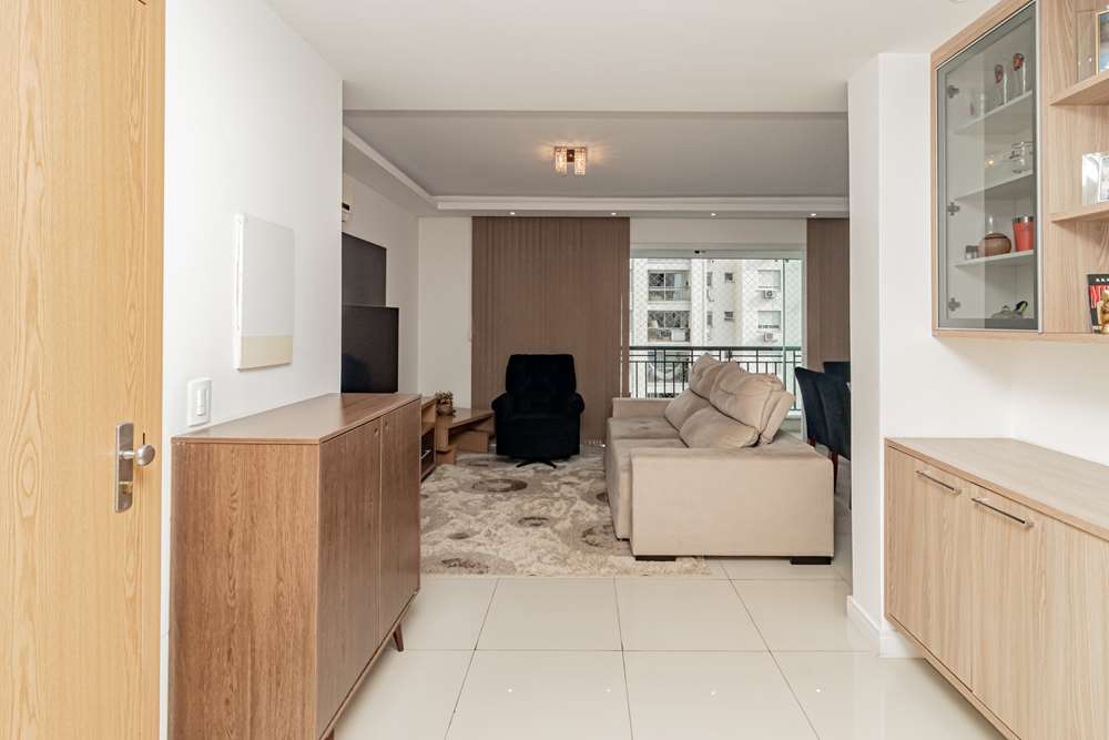 Apartamento à venda com 3 quartos, 174m² - Foto 7