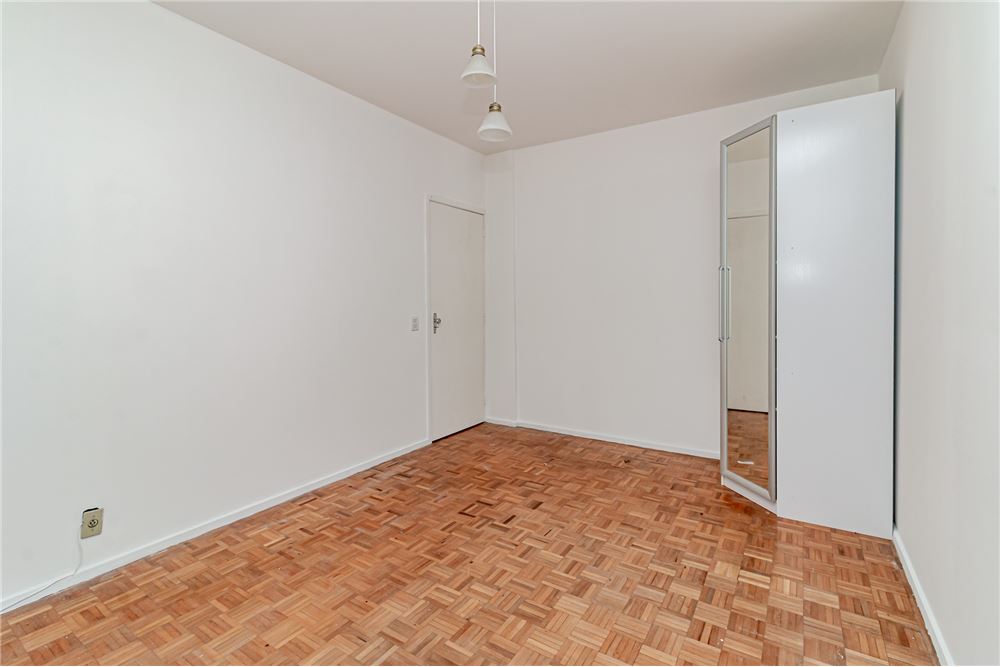 Apartamento à venda com 3 quartos, 105m² - Foto 13