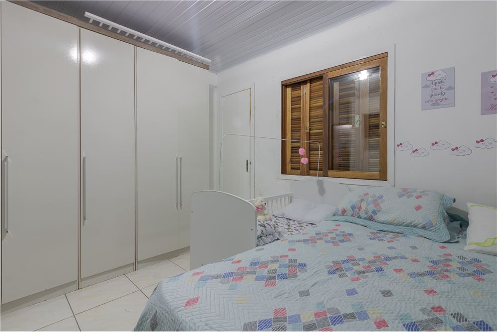 Casa à venda com 2 quartos, 140m² - Foto 14