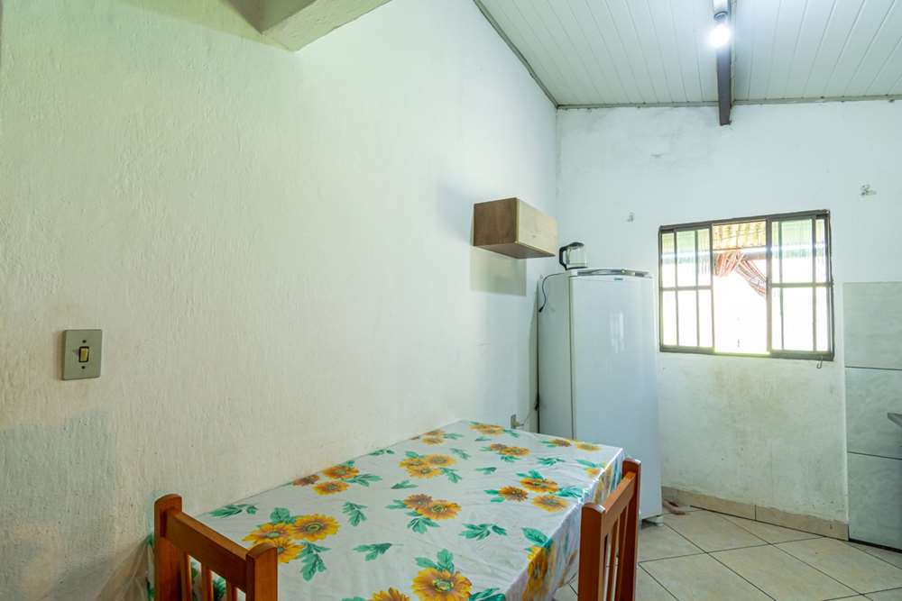 Casa à venda com 2 quartos, 325m² - Foto 12